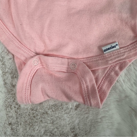 Gerber Pink Baby Girl Onesie & Bodysuit - Picture 3 of 11